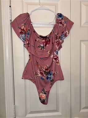 Polly & Esther Dusty Rose Floral Off-Shoulder Bodysuit